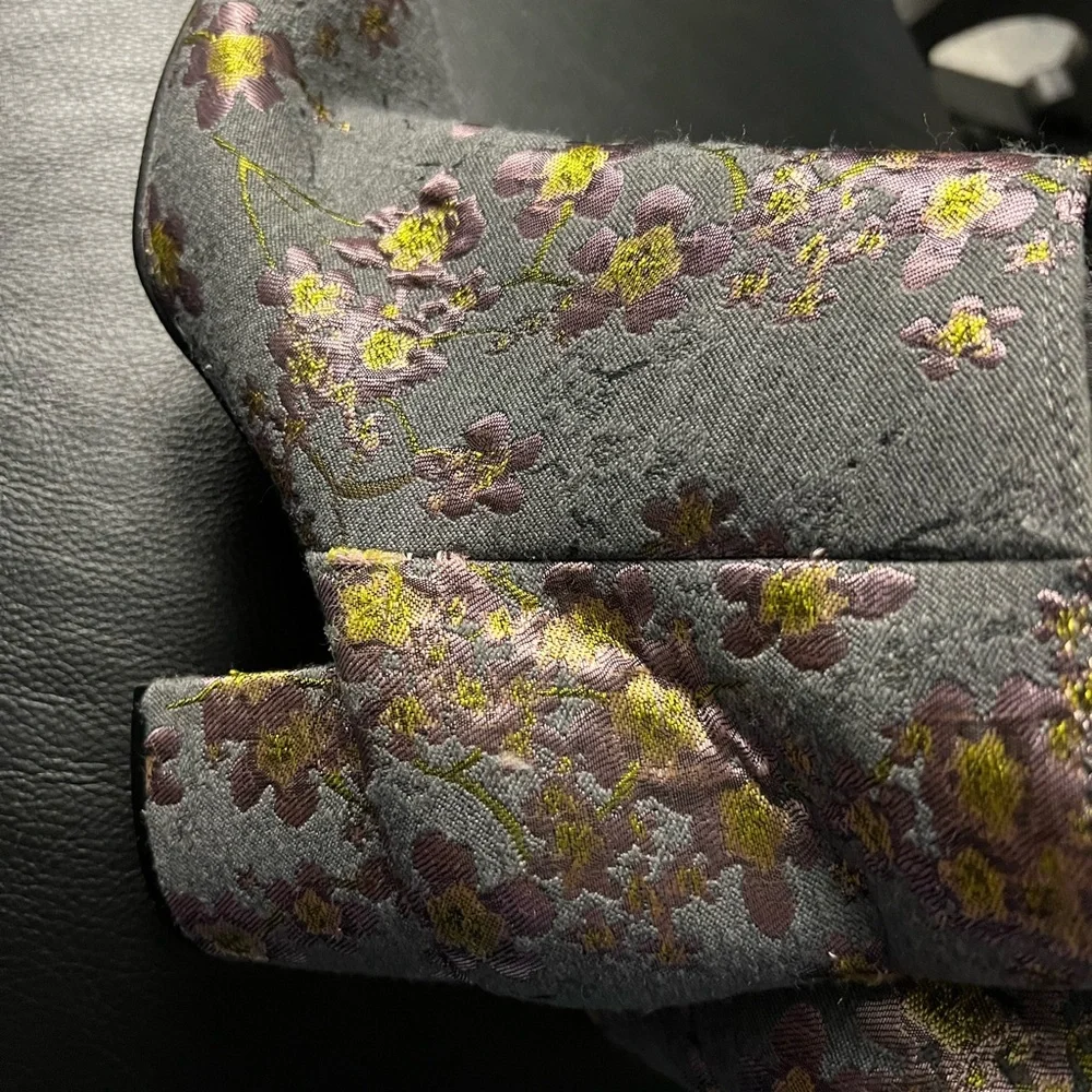 Unique booties size 9 like new floral grey - Picture 7 of 8